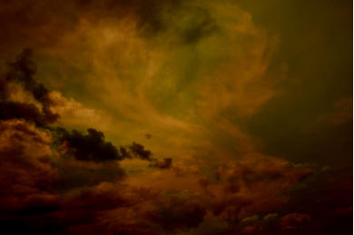 BEWEGUNG AM HIMMEL